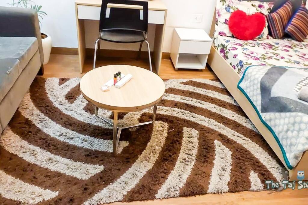 Luxury & Couple Friendly Gp By Taj & #new Year Party & Apartment *